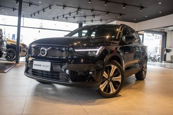 VOLVO XC40 P6 RECHARGE ELECTRIC PLUS AWD